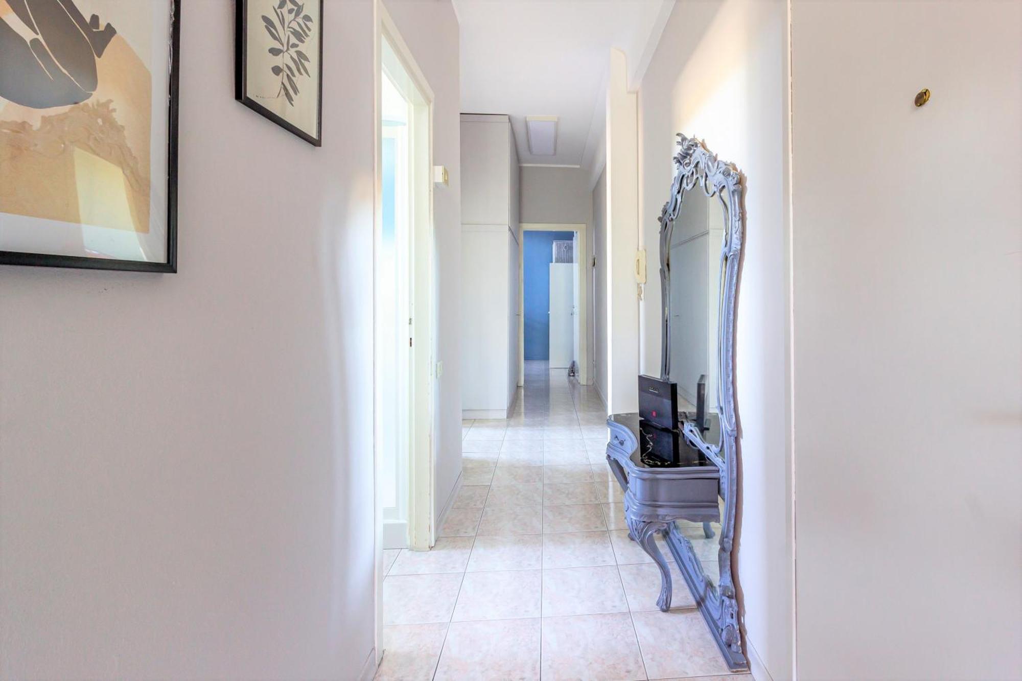 Ferienwohnung Parking & Terrace - Large 90 Mq - Self Check-In & Remote Access Como Exterior foto